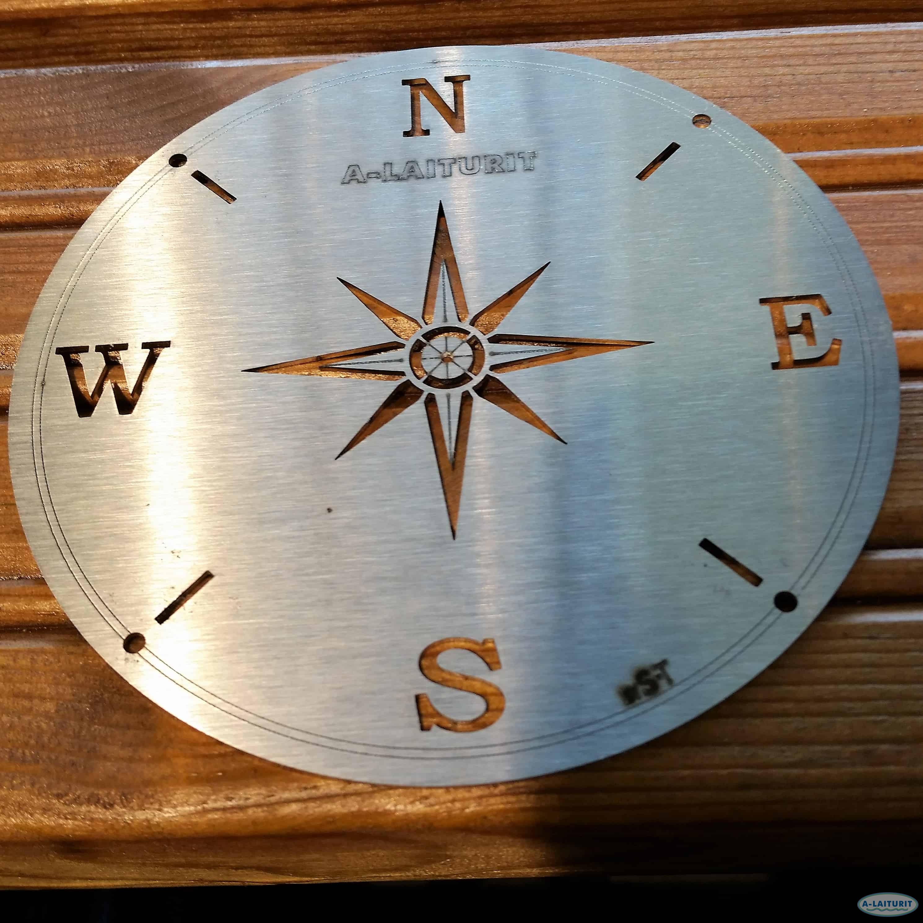 Compass rose 110 mm AISI316