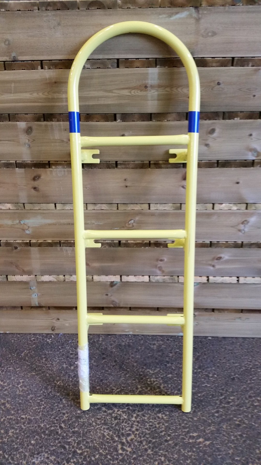Safety ladder, yellow